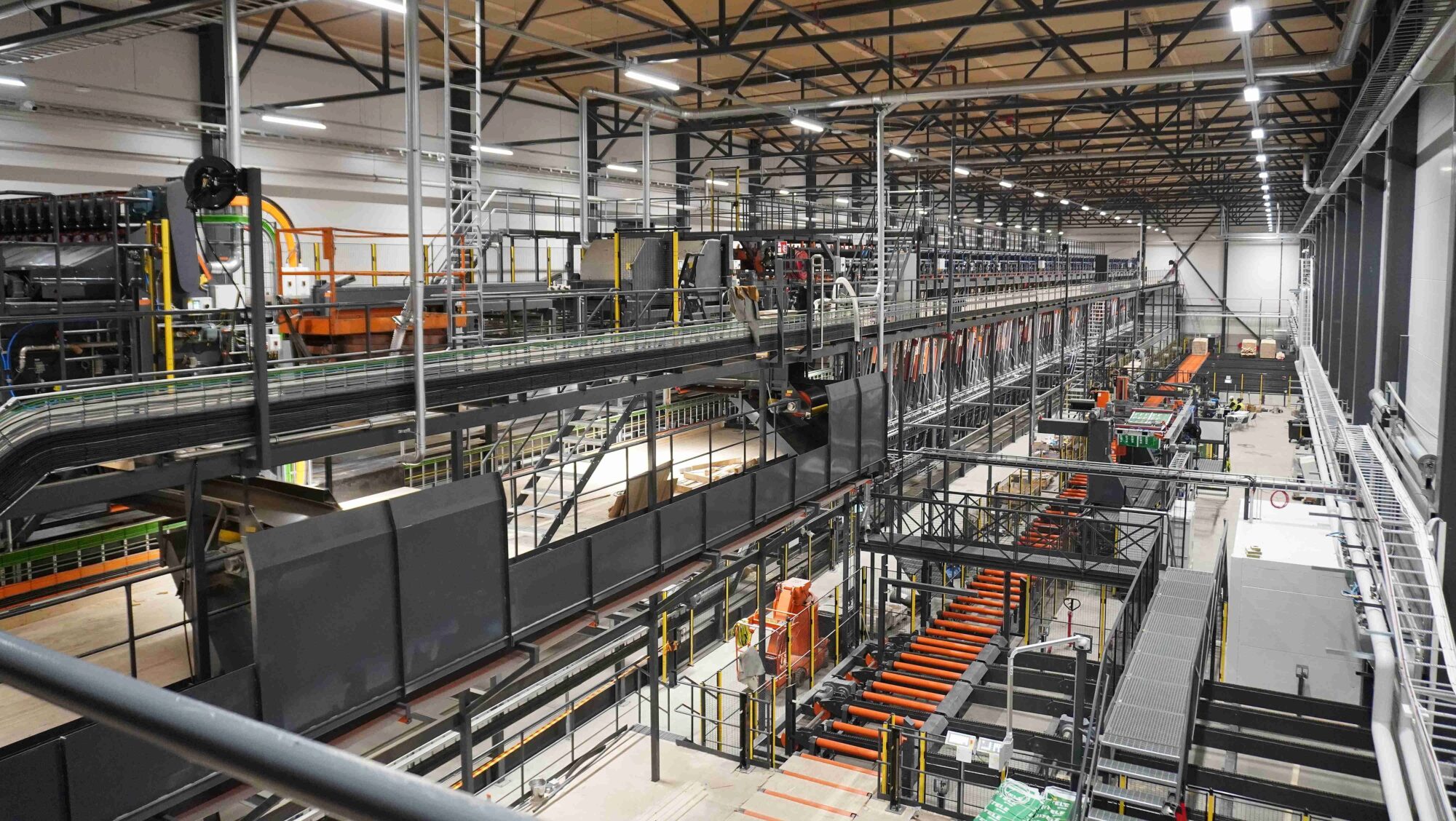 Keitele Groupin uusi lajittelu- ja paketointilaitos, joka on osa konsernin investointiohjelmaa